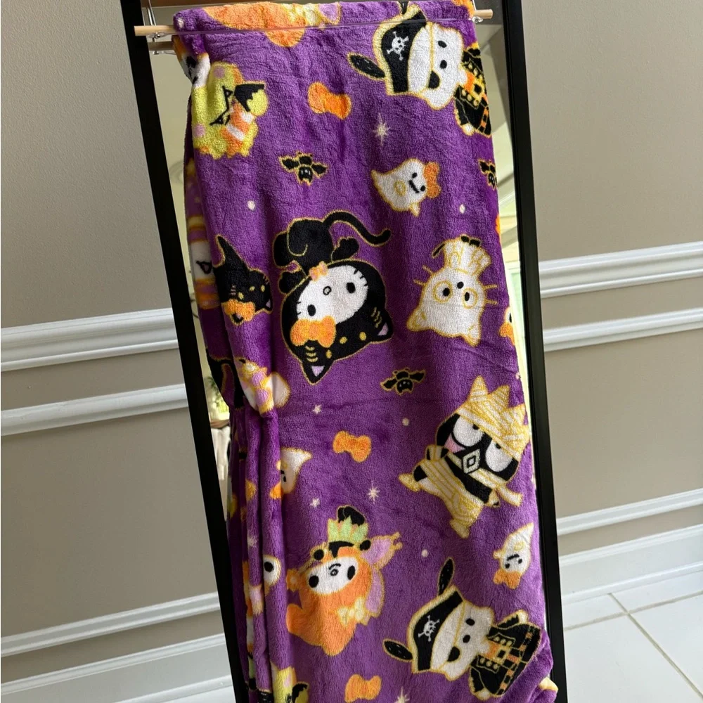 Hello Kitty And Friends Halloween Blanket Purple Silk Touch Throw